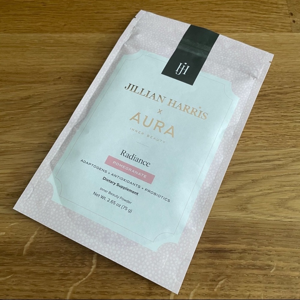 Jilly box item- Radiance x JH beauty blend